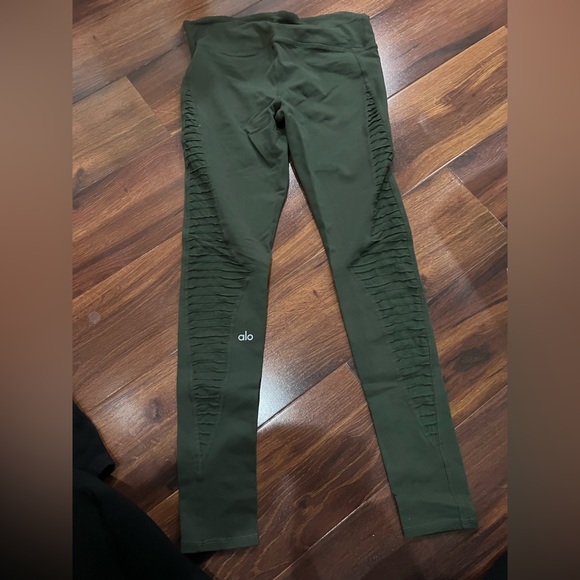 Alo leggings size S - Picture 2 of 2